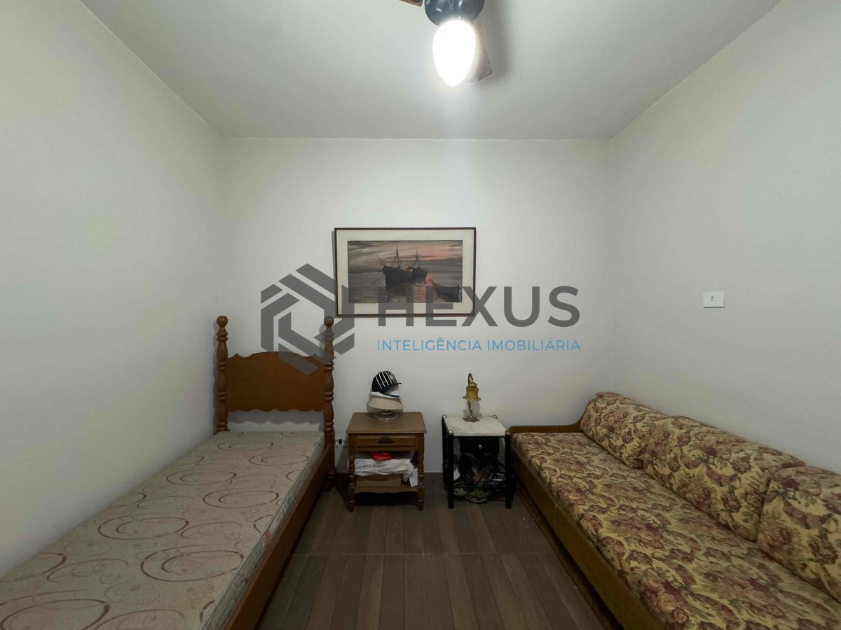 Foto 9 de Apartamento na Praia das Pitangueiras de 2 quartos com 1 vaga, Guarujá-SP.