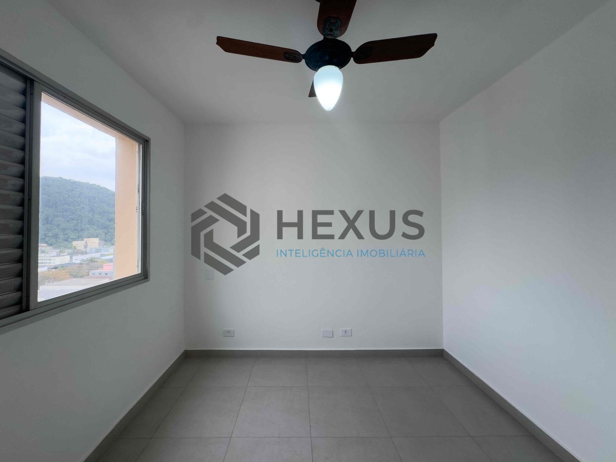 Foto 17 de Apartamento com varanda e vista livre a uma quadra da Praia das Pitangueiras de 3 quartos (1 suíte), 1 vaga, Guarujá-SP.