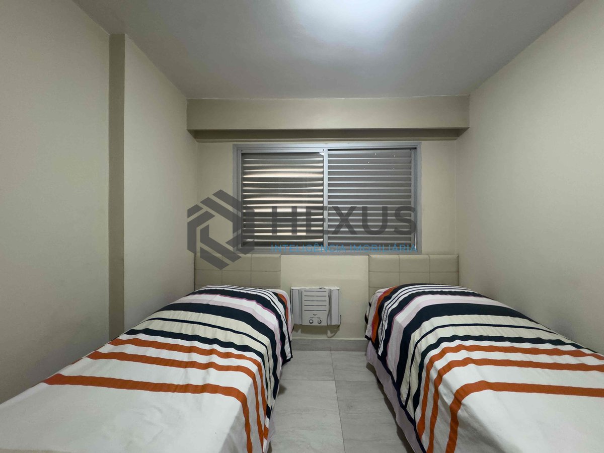 Foto 26 de Apartamento com varanda e vista mar a uma quadra da Praia das Pitangueiras de 3 quartos (1 suíte), 2 vagas, Guarujá-SP