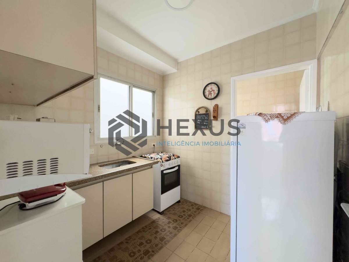 Foto 12 de Apartamento mobiliado a uma quadra da Praia das Pitangueiras, Guaruja