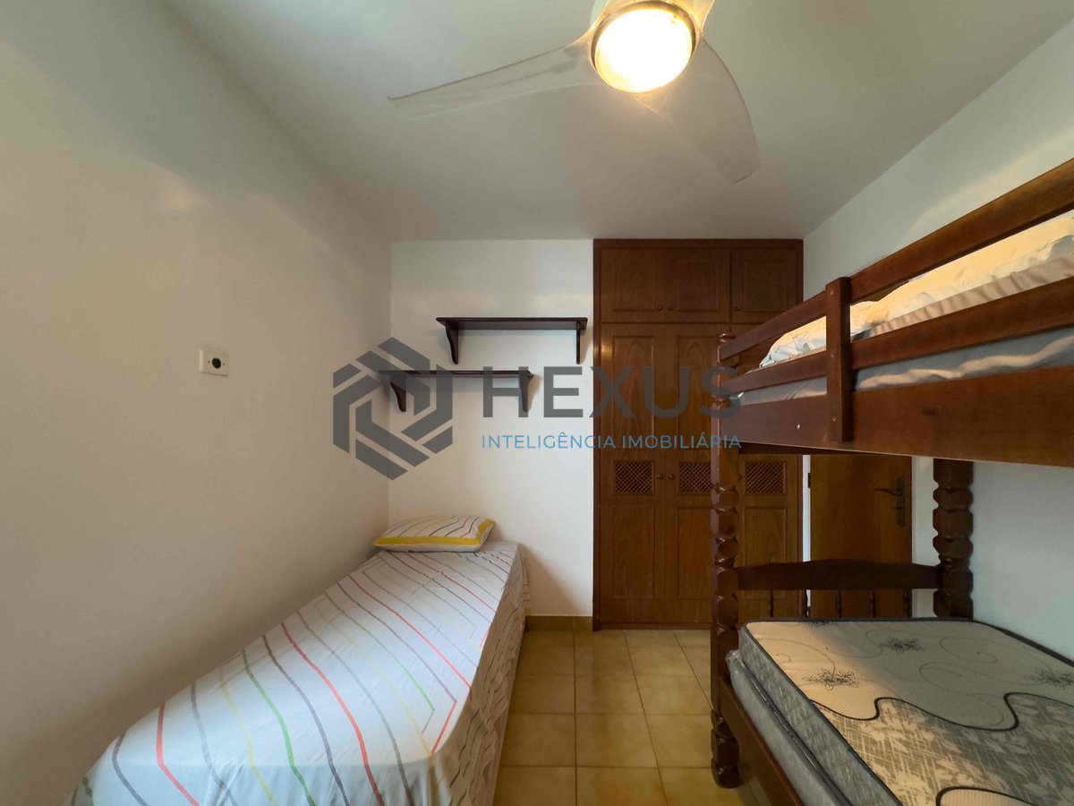 Foto 19 de Apartamento com varanda, vista mar e lazer na quadra-mar da Praia das Pitangueiras, Guaruja