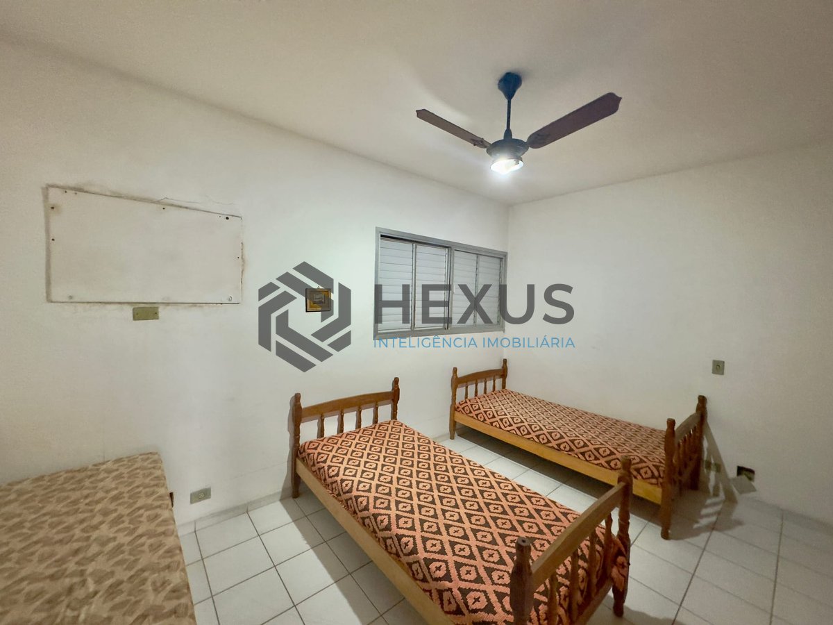 Foto 14 de Apartamento com varanda vista mar e lazer na beira mar da Praia das Pitangueiras, Guaruja