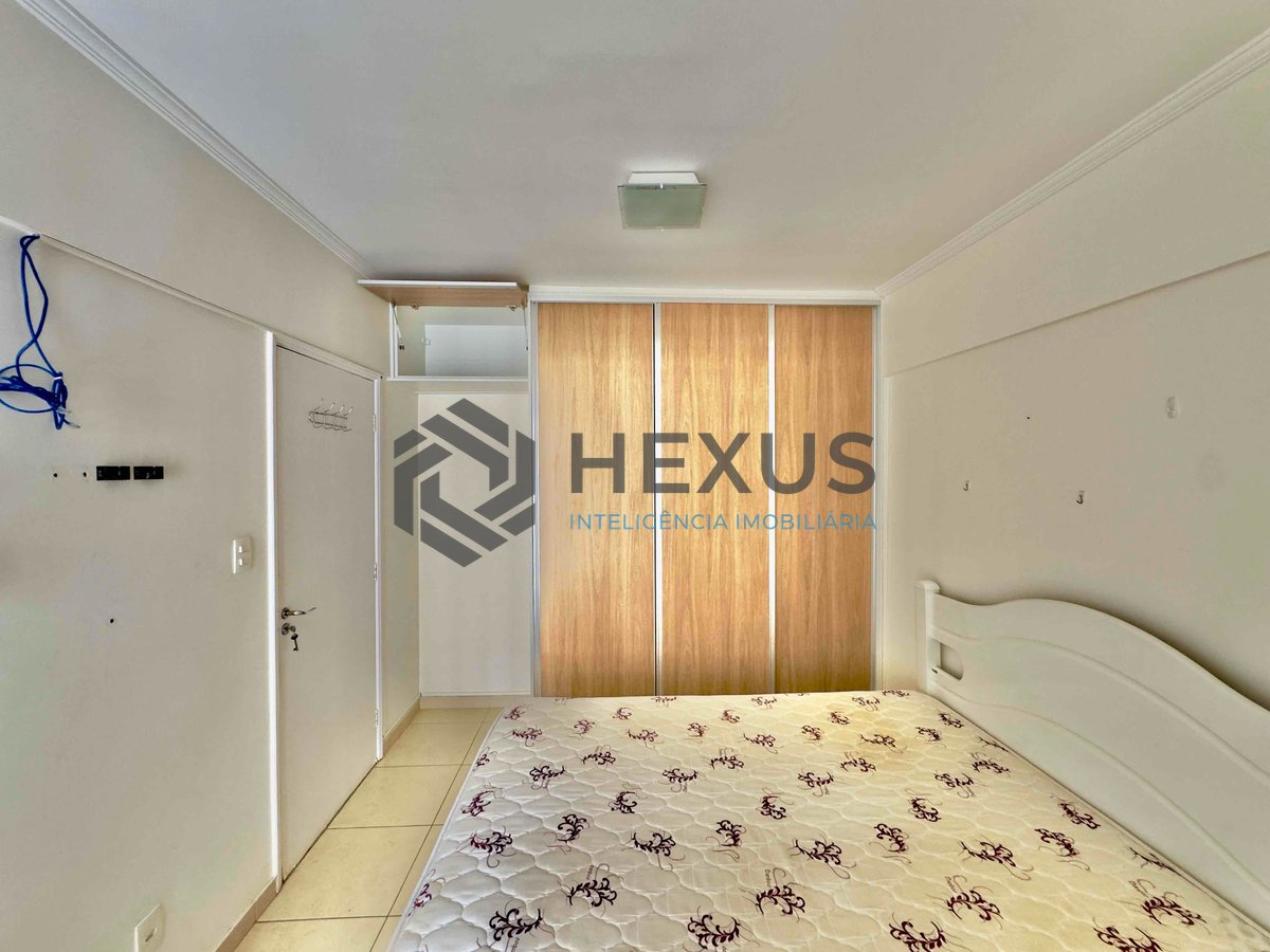 Foto 16 de Apartamento com varanda na Praia das Pitangueiras, Guaruja