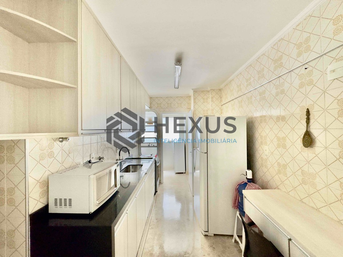 Foto 18 de Apartamento com varanda na Praia das Pitangueiras, Guaruja