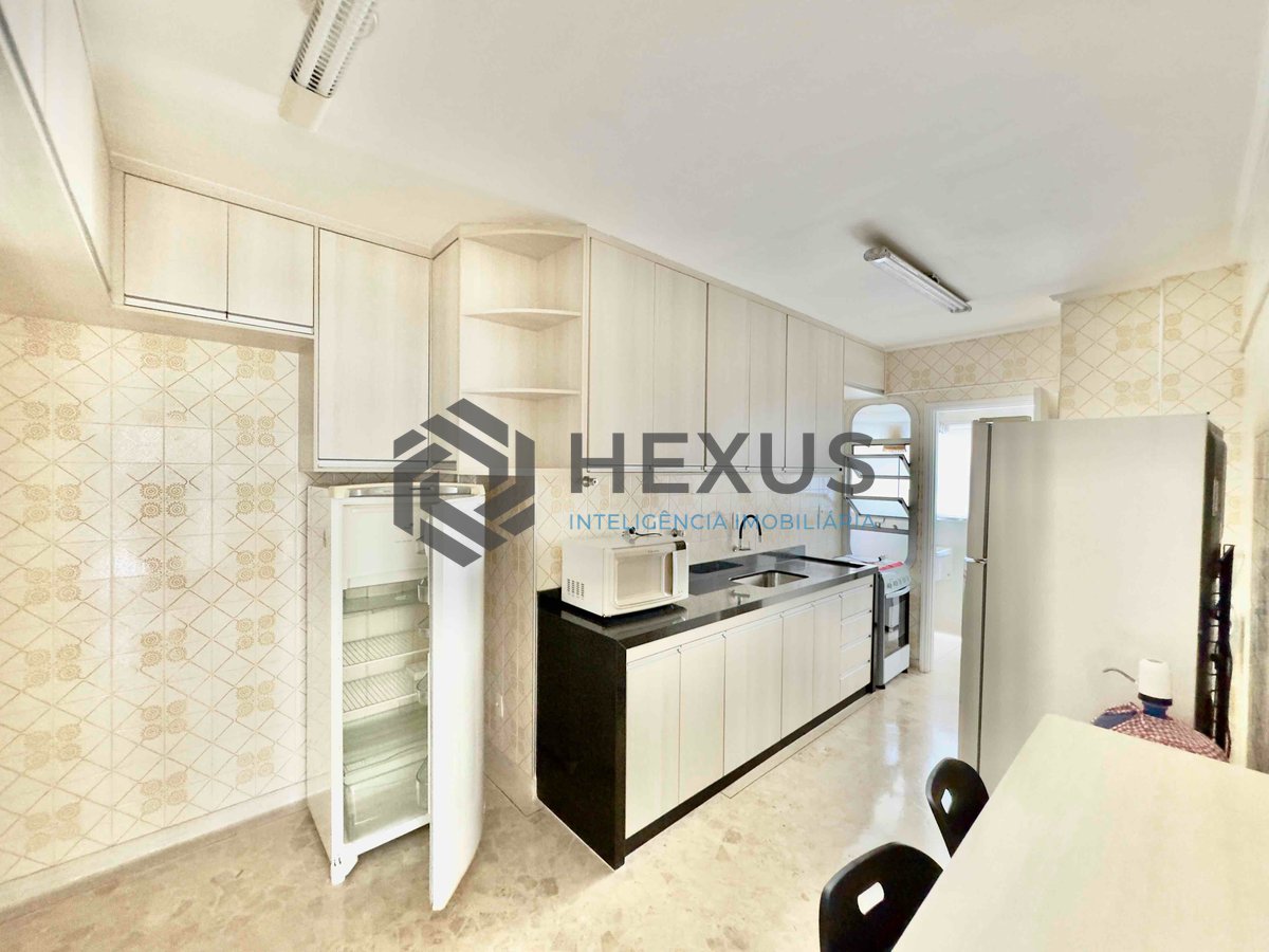 Foto 19 de Apartamento com varanda na Praia das Pitangueiras, Guaruja