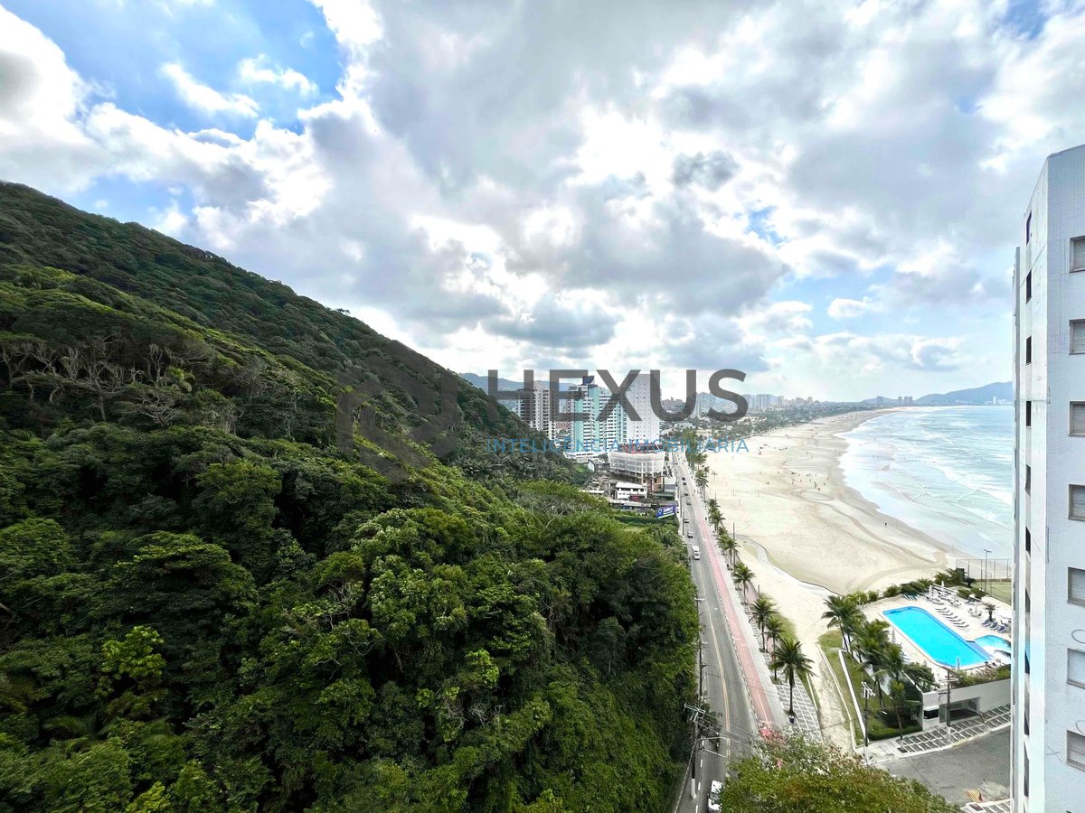 Foto 7 de Apartamento com varanda e vista mar na beira mar da Praia das Pitangueiras, Guaruja