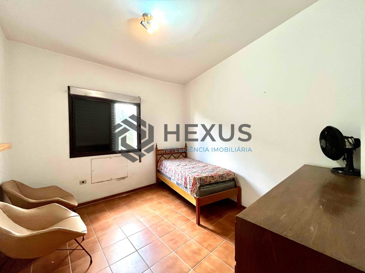 Foto 8 de Apartamento com varanda e vista mar na beira mar da Praia das Pitangueiras, Guaruja