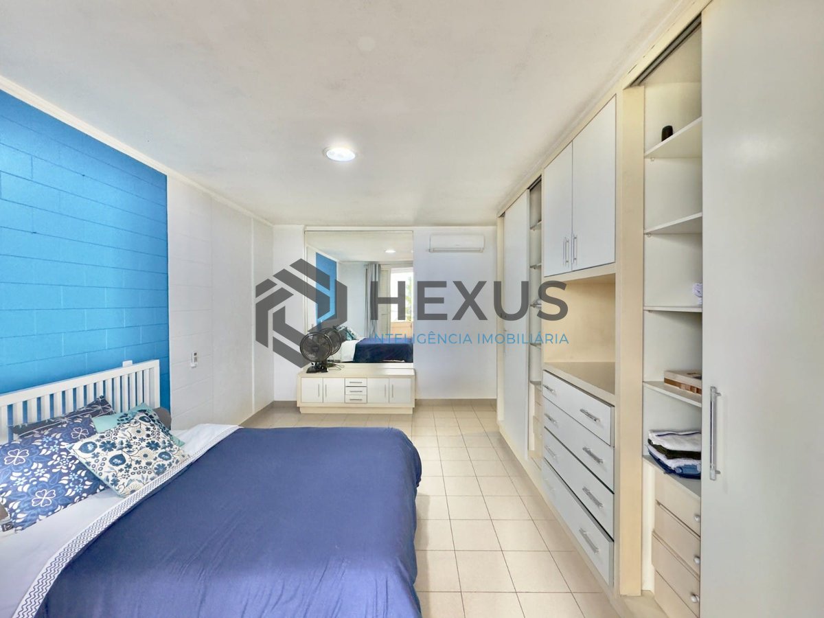Foto 35 de Apartamento garden frente mar com varanda na Praia das Pitangueiras, Guaruja