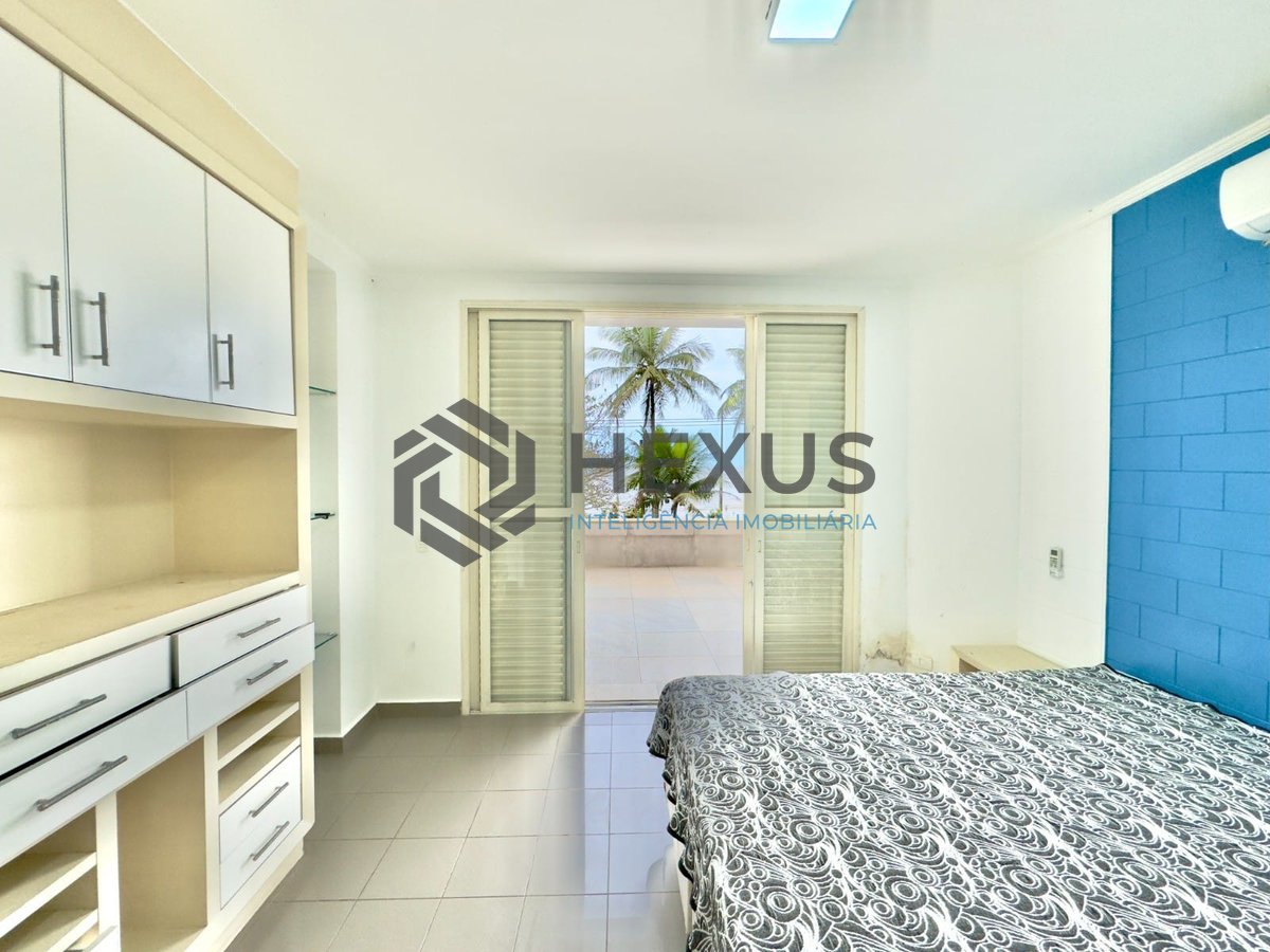 Foto 45 de Apartamento garden frente mar com varanda na Praia das Pitangueiras, Guaruja