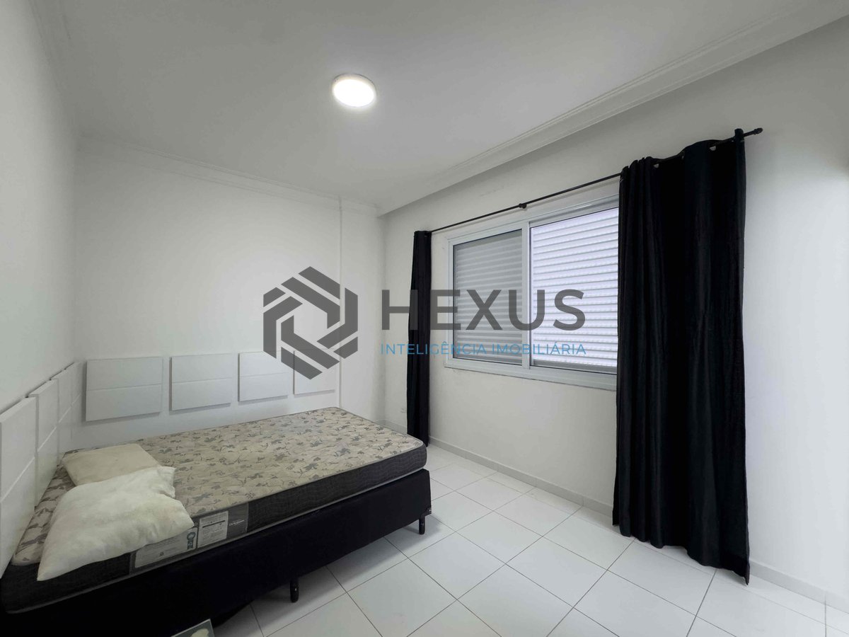 Foto 19 de Apartamento com varanda e vista mar na quadra mar da Praia das Pitangueiras, Guaruja - Hexus