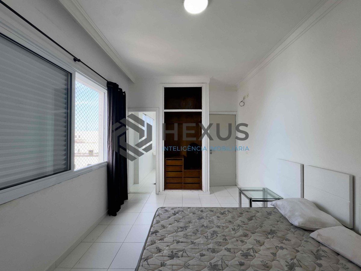 Foto 21 de Apartamento com varanda e vista mar na quadra mar da Praia das Pitangueiras, Guaruja - Hexus
