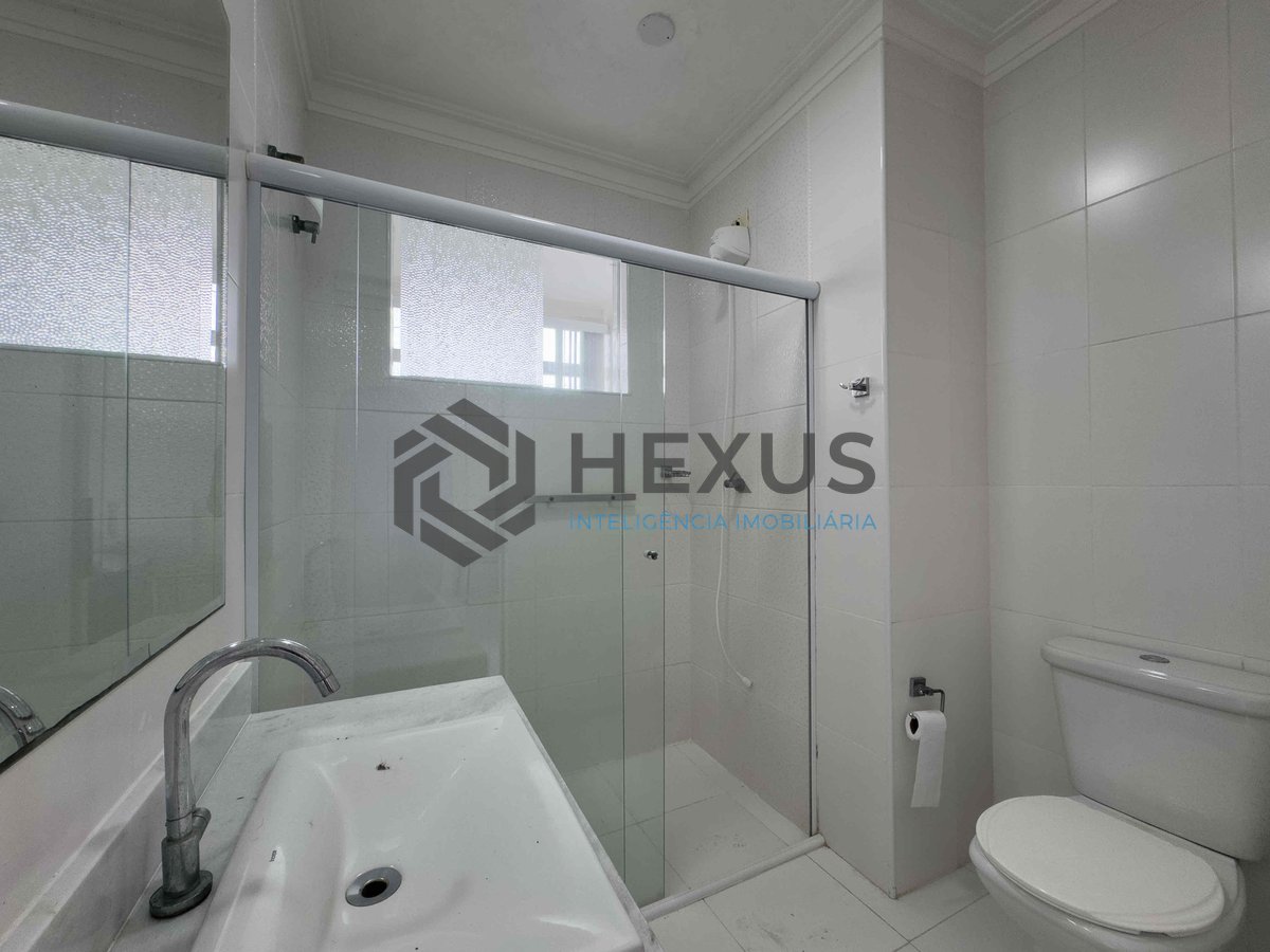Foto 26 de Apartamento com varanda e vista mar na quadra mar da Praia das Pitangueiras, Guaruja - Hexus