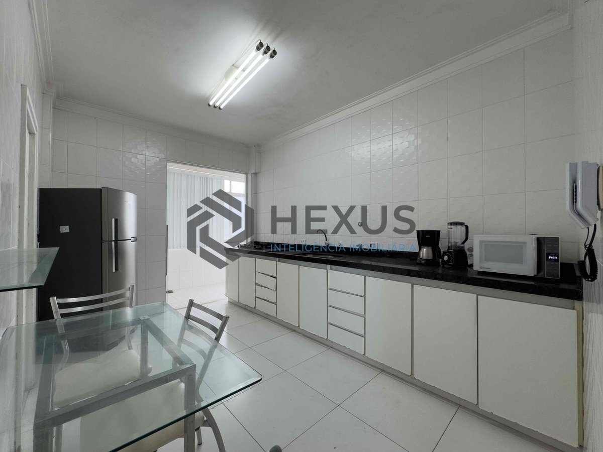 Foto 27 de Apartamento com varanda e vista mar na quadra mar da Praia das Pitangueiras, Guaruja - Hexus