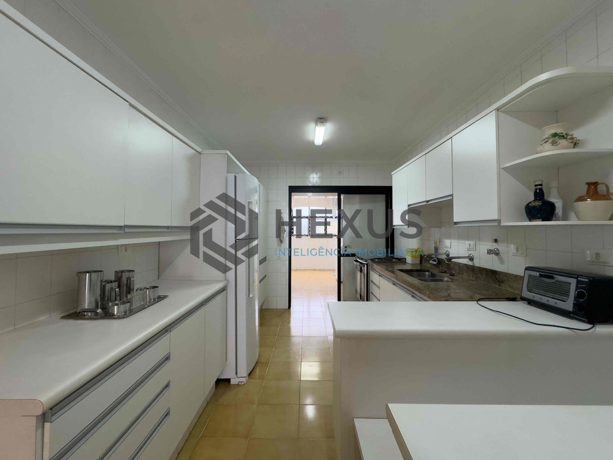Foto 28 de Apartamento com varanda, lazer e vista mar e uma quadra da Praia das Pitanguerias, Guaruja | Hexus