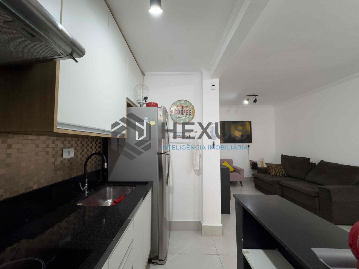 Foto 17 de Apartamento reformado e mobiliado a uma quadra da Praia das Pitangueiras de 2 quartos (1 suíte) com 1 vaga, Guarujá-SP