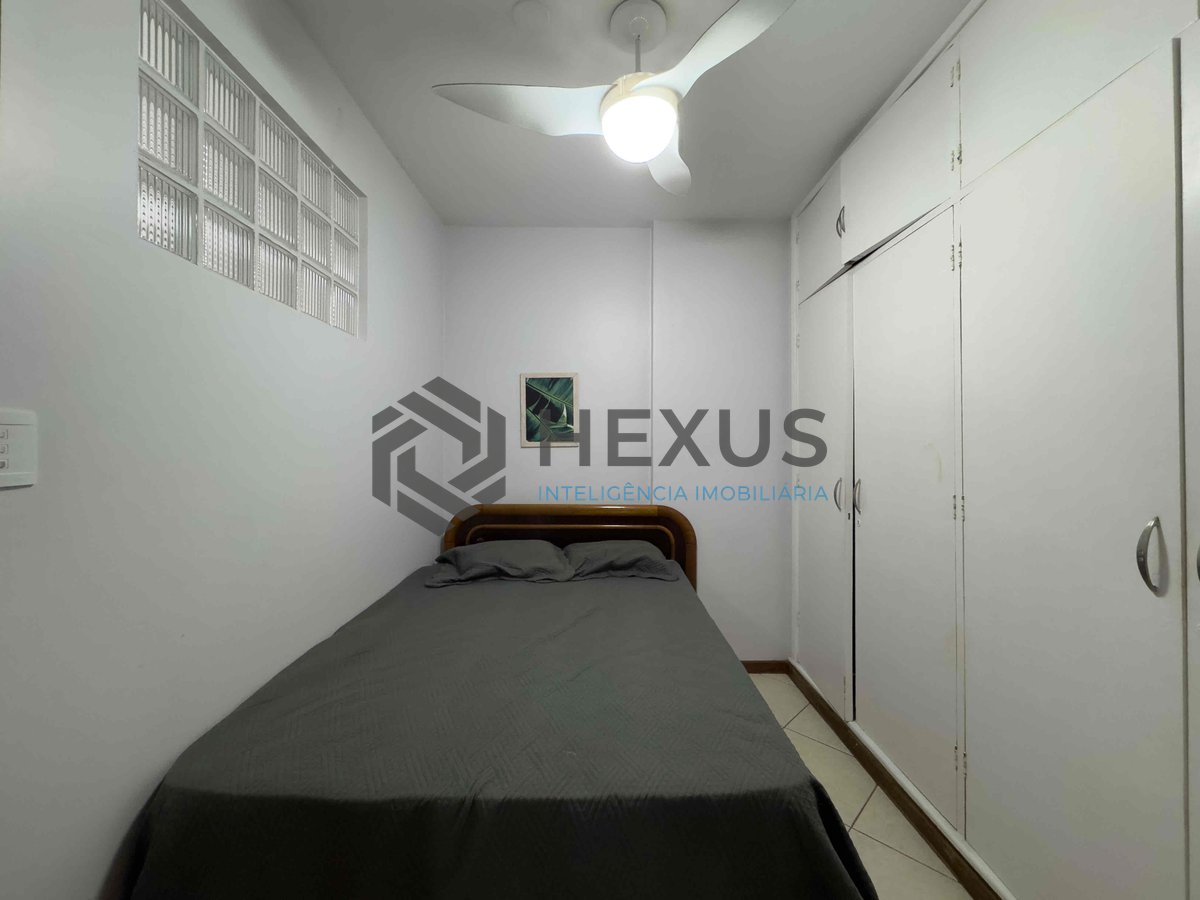 Foto 10 de Apartamento reformado e mobiliado a uma quadra da Praia das Pitangueiras de 2 quartos (1 suíte) com 1 vaga, Guarujá-SP