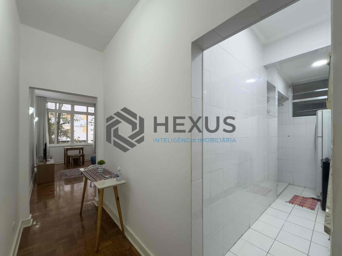 Foto 12 de Apartamento com vista livre a uma quadra da Praia das Pitangueiras, Guaruja