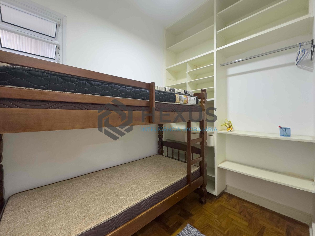 Foto 8 de Apartamento com vista livre a uma quadra da Praia das Pitangueiras, Guaruja