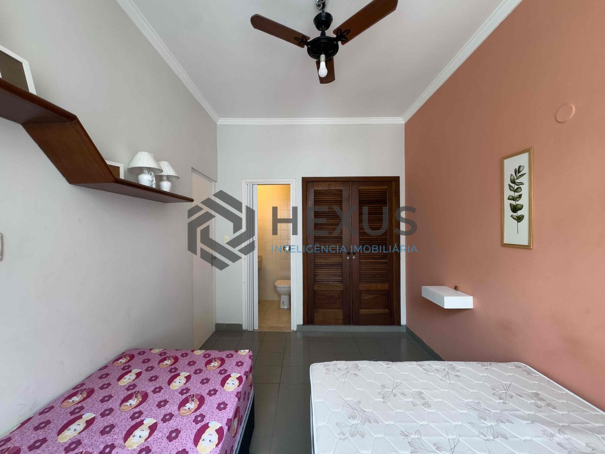 Foto 12 de Apartamento com vista livre a uma quadra da Praia das Pitangueiras de 1 quarto (1 suíte), Guarujá-SP.