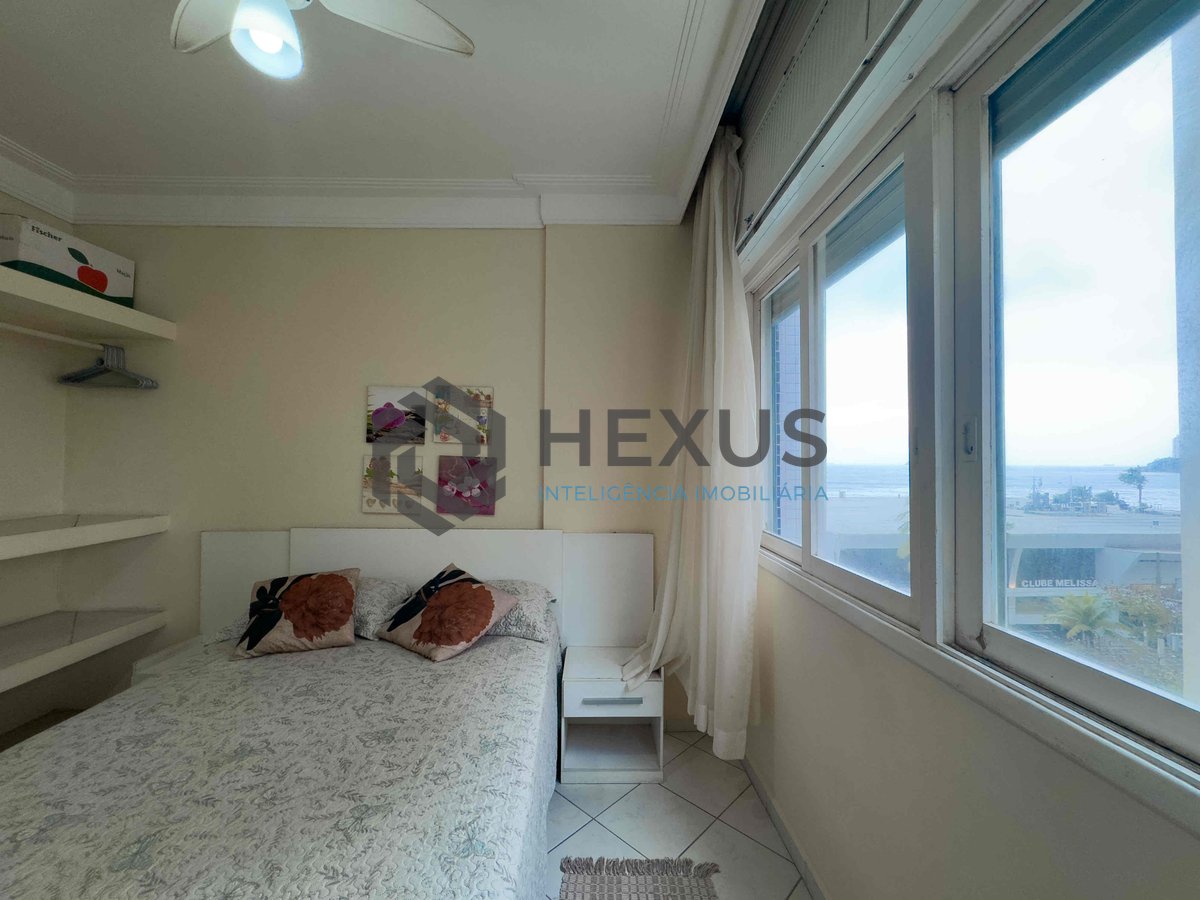 Foto 9 de Apartamento com vista mar na beira mar da Praia das Pitangueiras, Guaruja