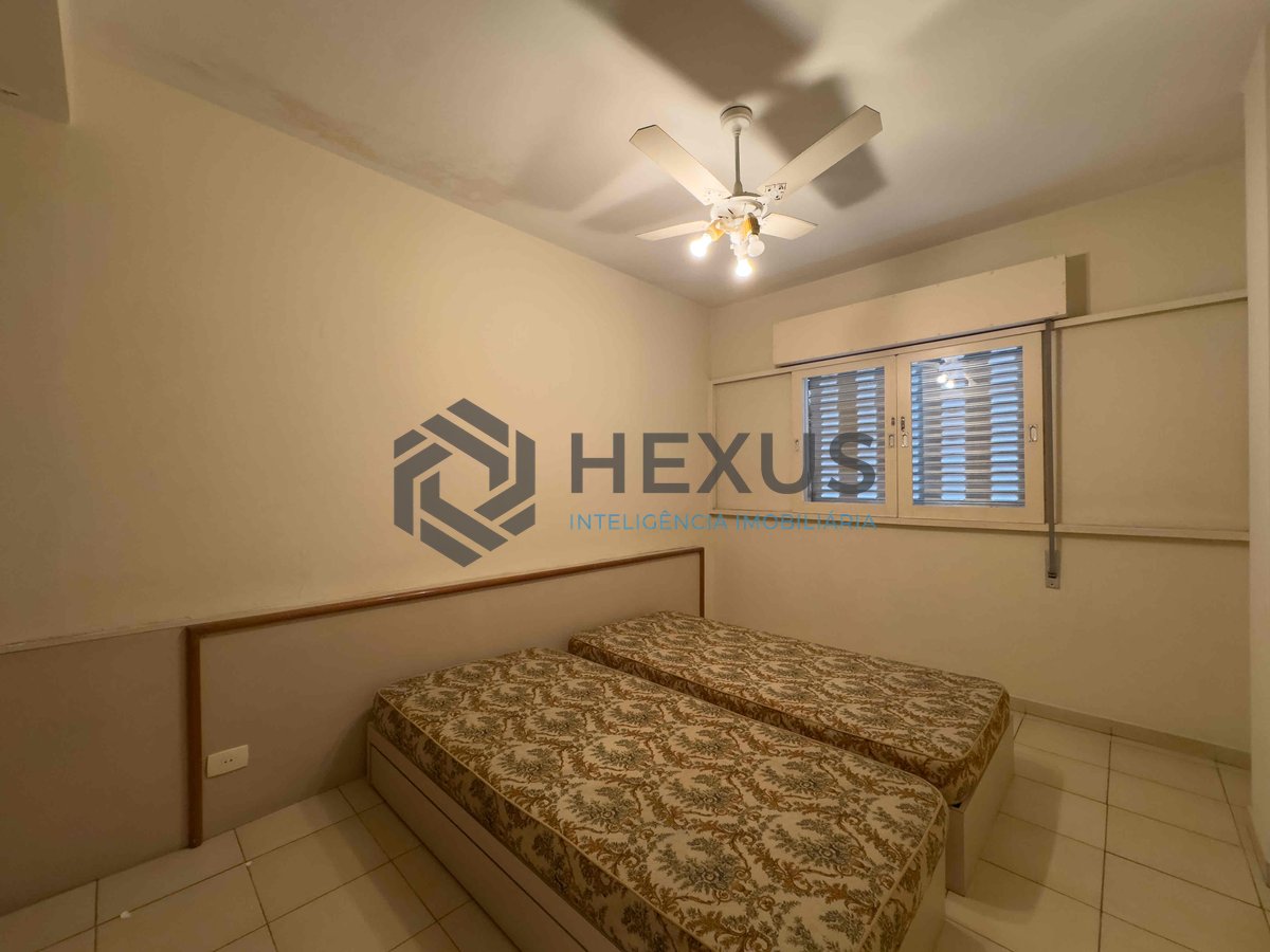 Foto 10 de Apartamento com varanda e vista livre a uma quadra da Praia das Pitangueiras de 2 quartos (1 suíte) com 1 vaga, Guarujá-SP
