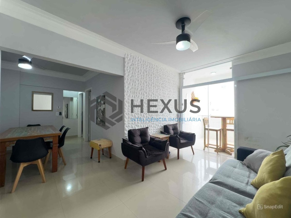 Foto 4 de Apartamento reformado com varanda a uma quadra da Praia das Pitangueiras, Guaruja