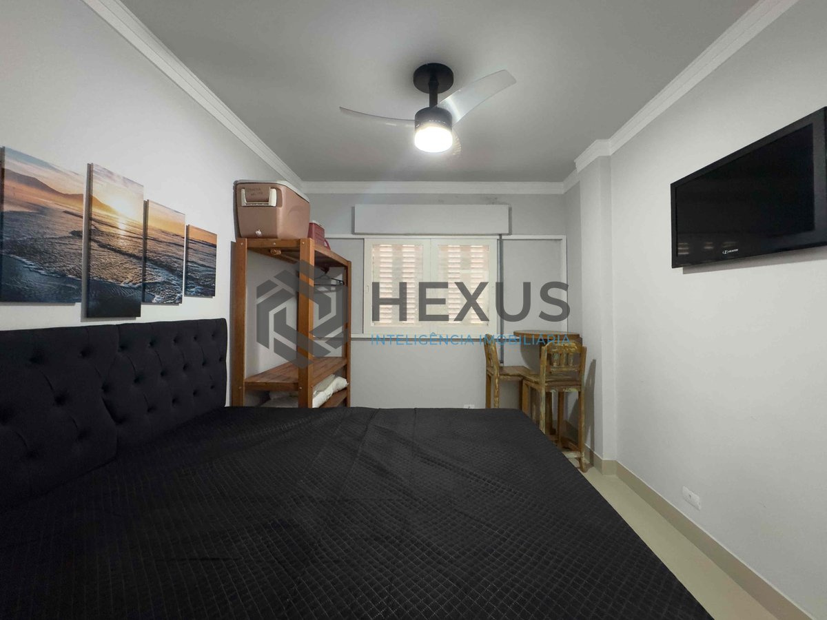 Foto 10 de Apartamento reformado com varanda a uma quadra da Praia das Pitangueiras, Guaruja