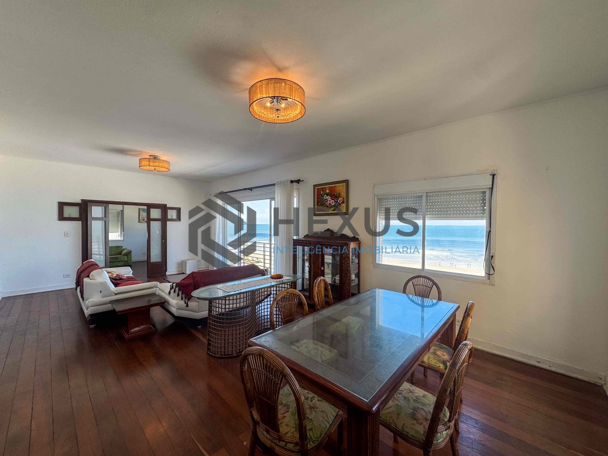 Foto 35 de Apartamento frente mar com varanda e vista mar na Praia das Pitangueiras, Guaruja