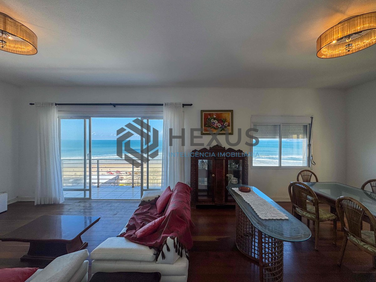 Foto 37 de Apartamento frente mar com varanda e vista mar na Praia das Pitangueiras, Guaruja