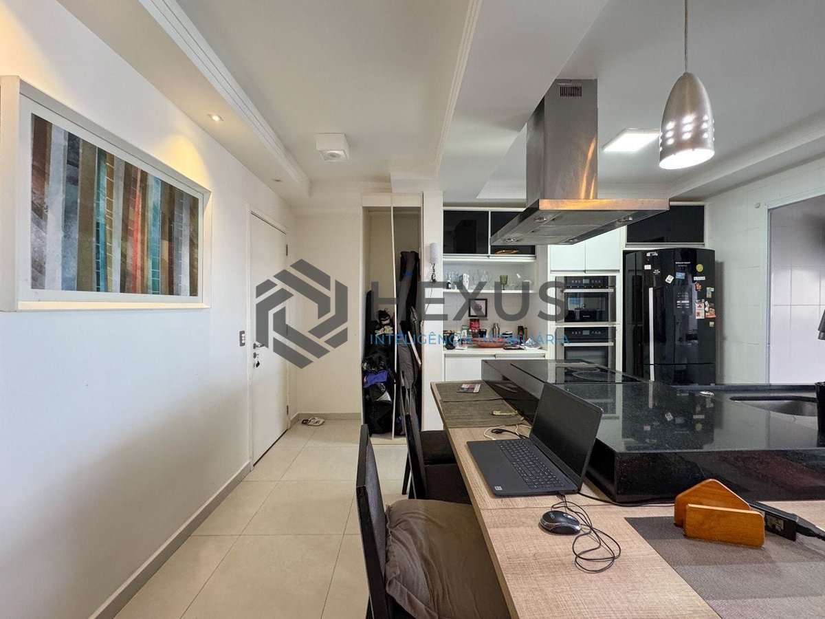 Foto 12 de Apartamento com varanda gourmet vista mar e lazer na Praia das Pitangueiras, Guaruja