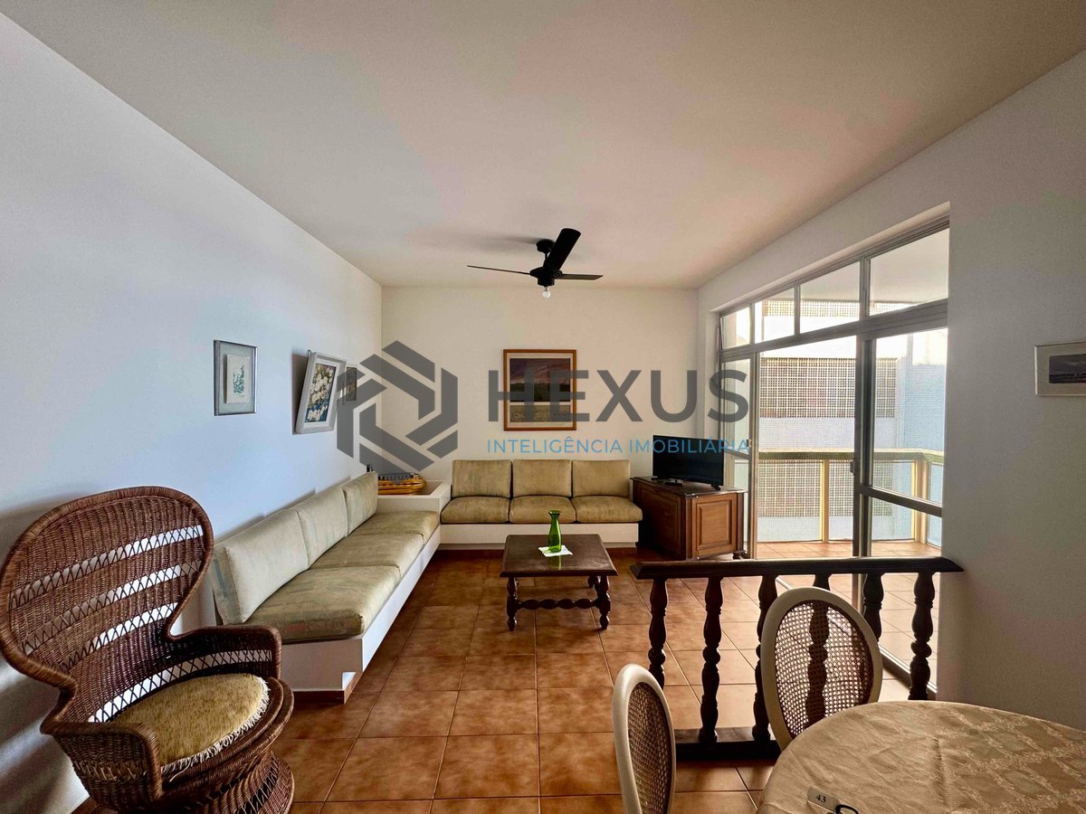 Foto 9 de Apartamento frente mar com varanda e vista mar na Praia das Pitangueiras, Guaruja