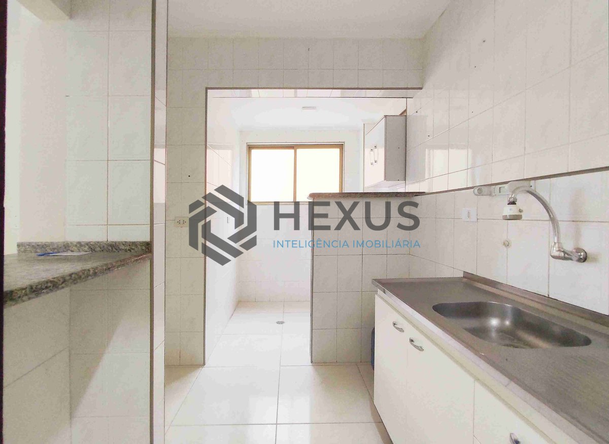 Foto 14 de Apartamento com varanda e lazer a 2 quadras da Praia das Astúrias, Guarujá