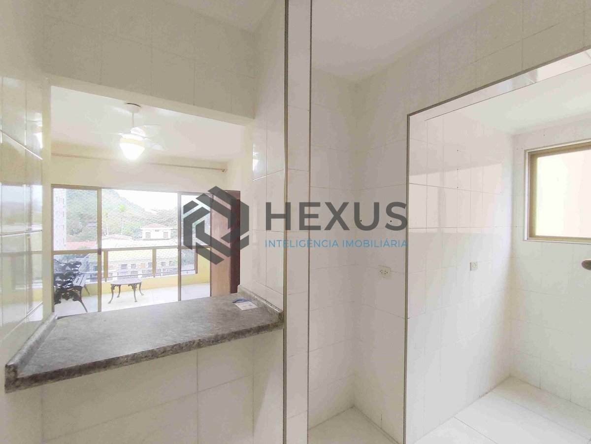 Foto 16 de Apartamento com varanda e lazer a 2 quadras da Praia das Astúrias, Guarujá