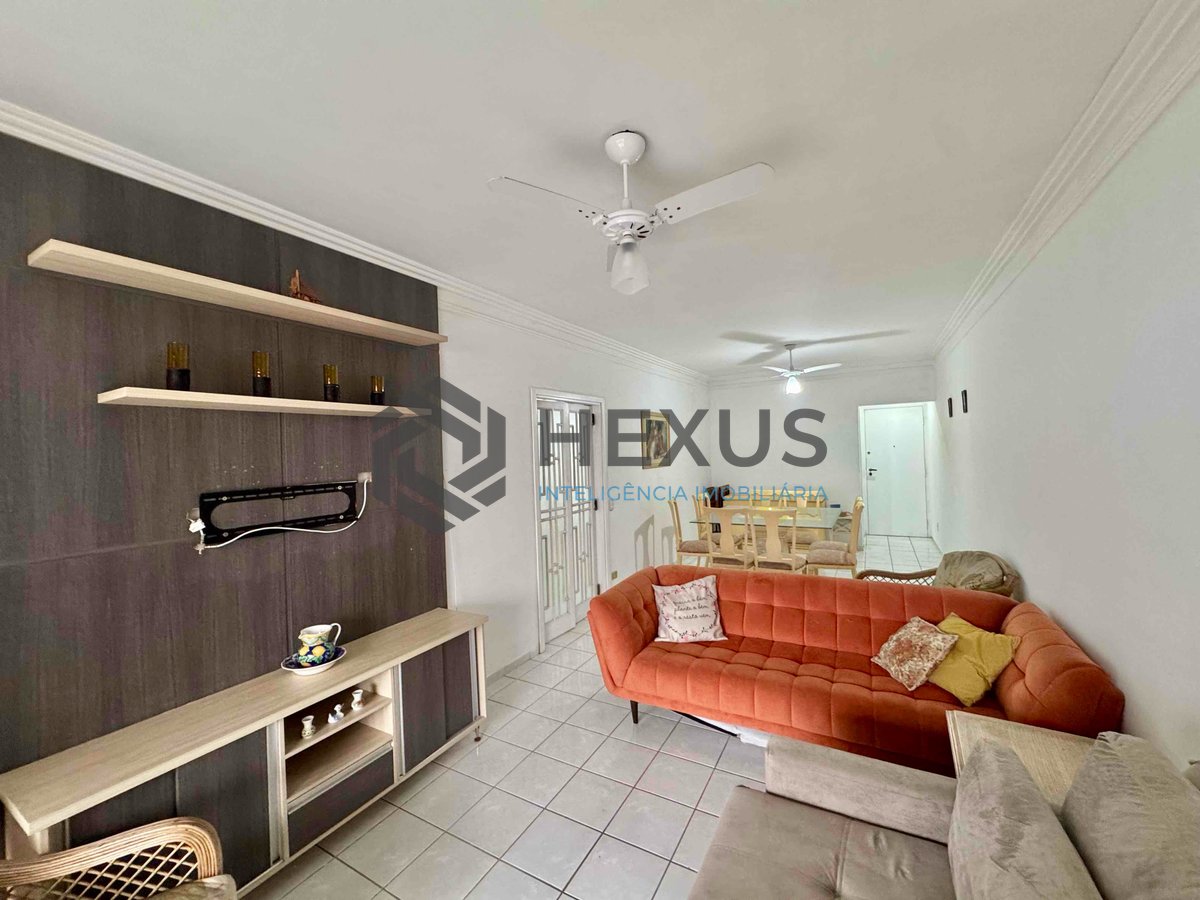 Foto 10 de Apartamento reformado com varanda e lazer na quadra mar da Praia das Pitangueiras, Guaruja