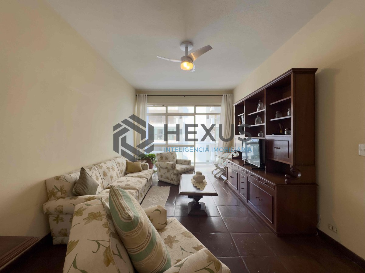 Foto 6 de Apartamento com varanda e vista mar na quadra mar da Praia das Pitangueiras, Guaruja