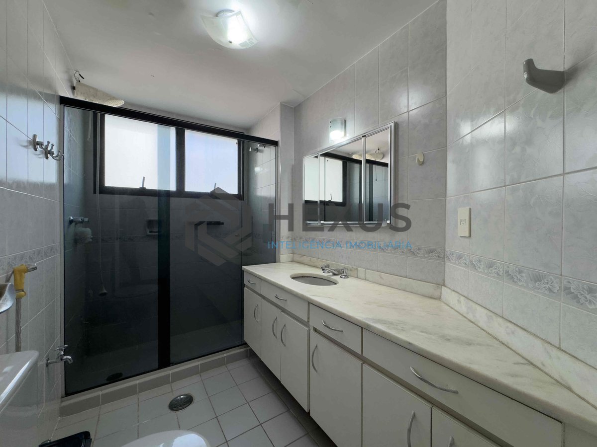 Foto 8 de Apartamento com varanda e vista mar na Praia das Pitangueiras - 3 Quartos (1 suíte), 2 Vagas, Guarujá-SP