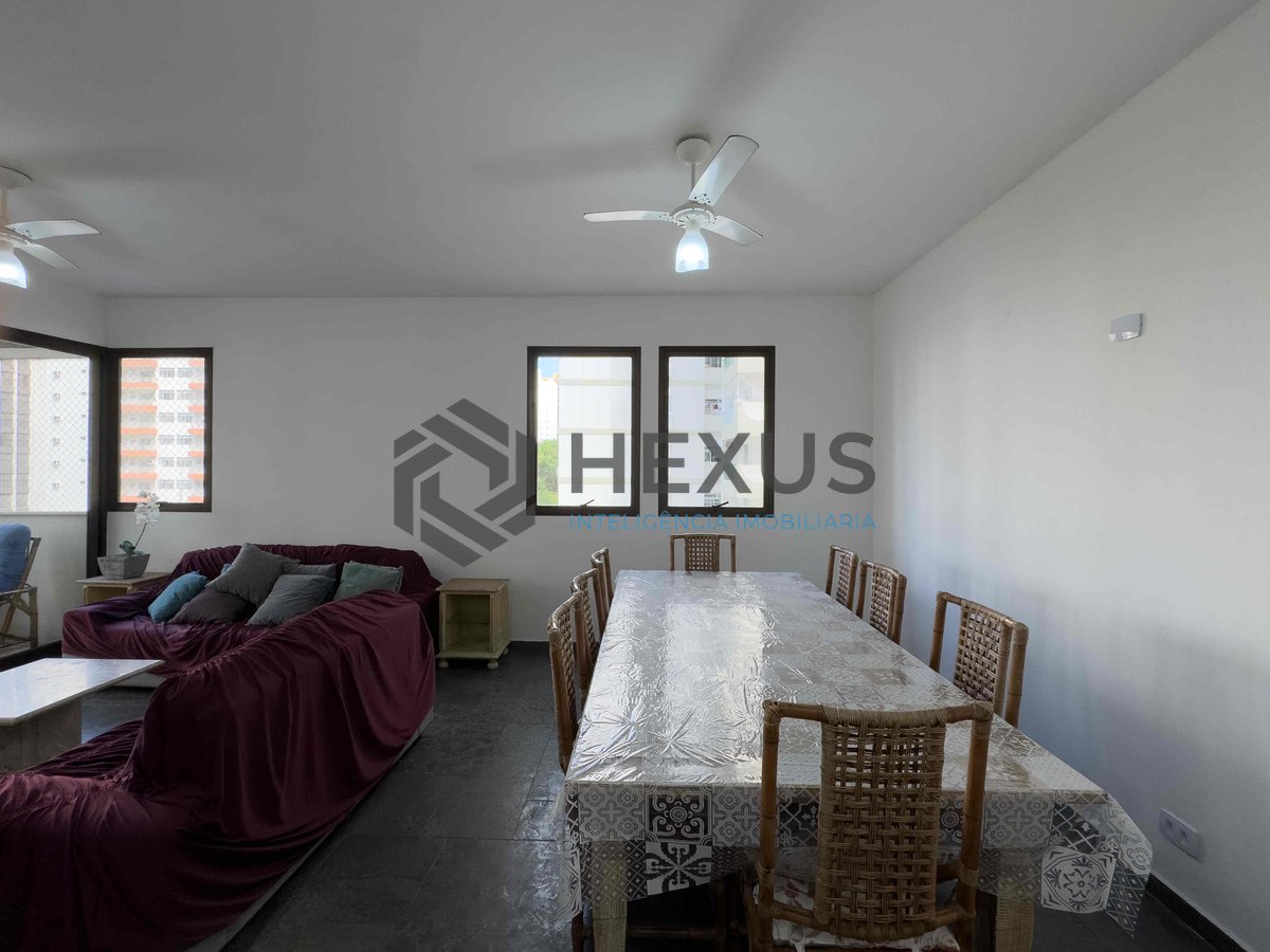 Foto 5 de Apartamento com varanda vista mar a 2 quadras da praia na região da Barra Funda da Praia das Pitangueiras, Guarujá
