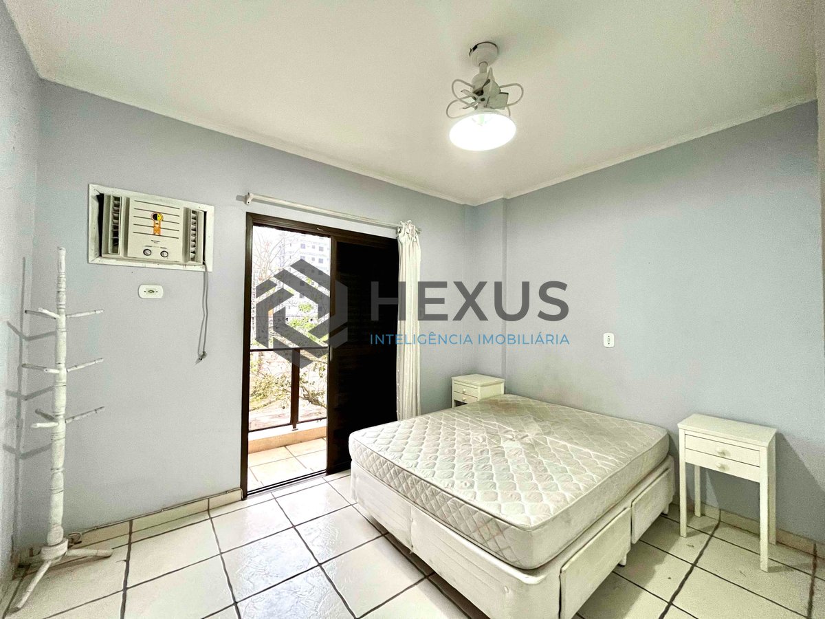 Foto 14 de Apartamento com varanda e vista livre na Praia do Tombo, Guaruja | Hexus