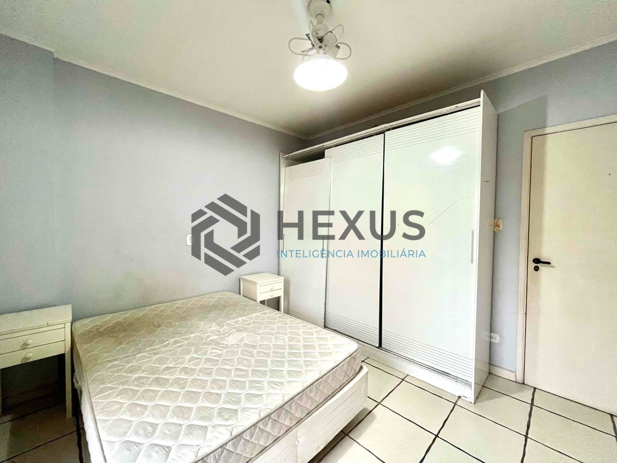 Foto 16 de Apartamento com varanda e vista livre na Praia do Tombo, Guaruja | Hexus