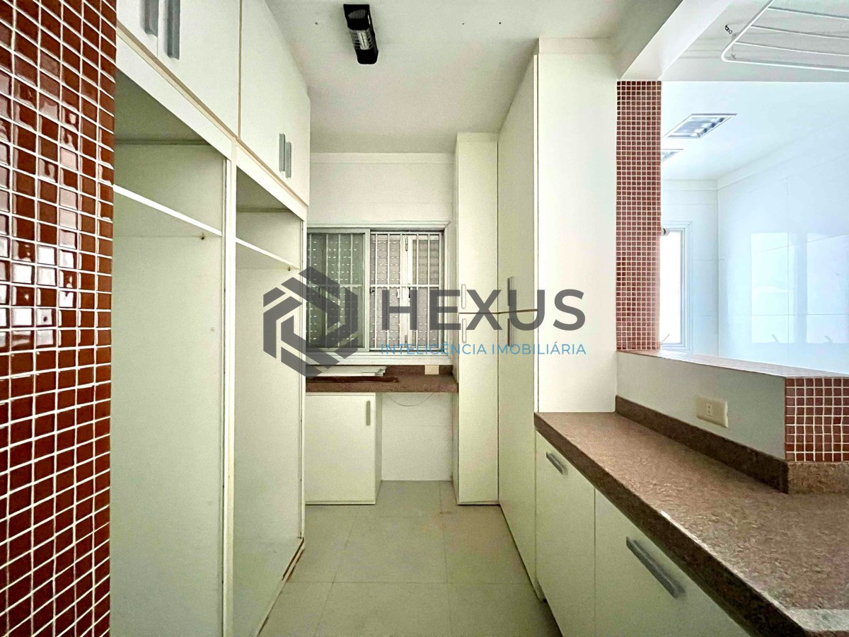 Foto 32 de Apartamento com varanda e vista mar a duas quadras da Praia das Pitangueiras, Guarujá-SP - 3 Quartos (1 Suíte), 2 Vagas | Hexus Inteligência Imobiliária