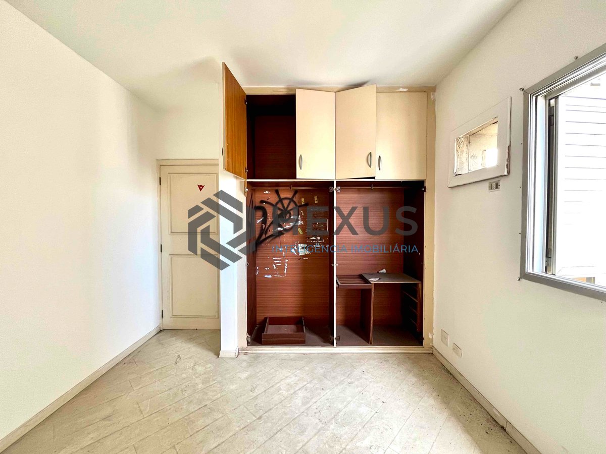 Foto 17 de Apartamento com varanda, vista mar e lazer a duas quadras da Praia das Pitangueiras, Guaruja