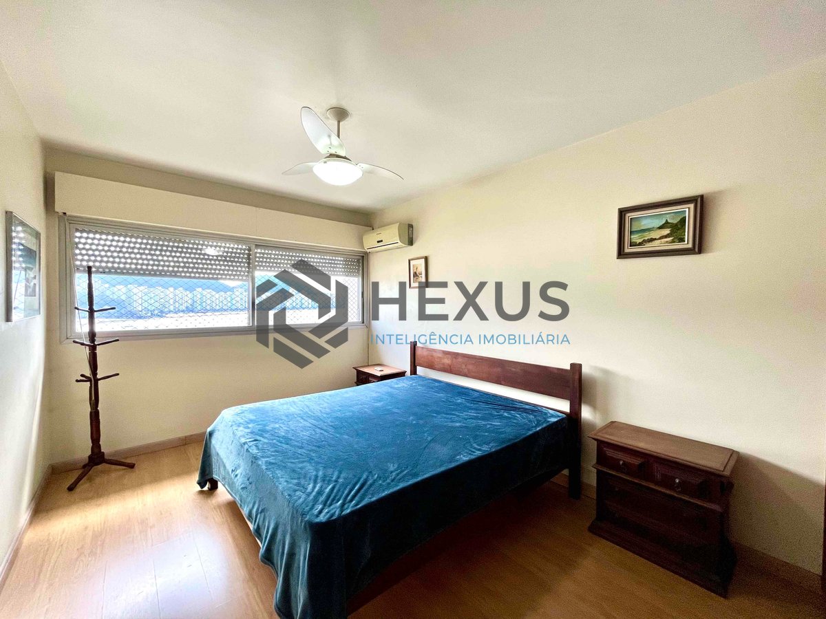 Foto 9 de Apartamento frente mar reformado com varanda vista mar e lazer na Praia das Asturias, Guaruja