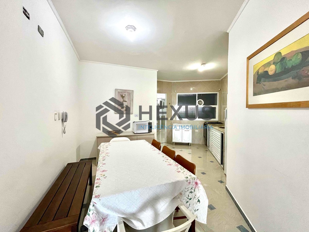 Foto 17 de Apartamento com varanda vista mar e lazer na beira mar da praia nas Pitangueiras, Guarujá