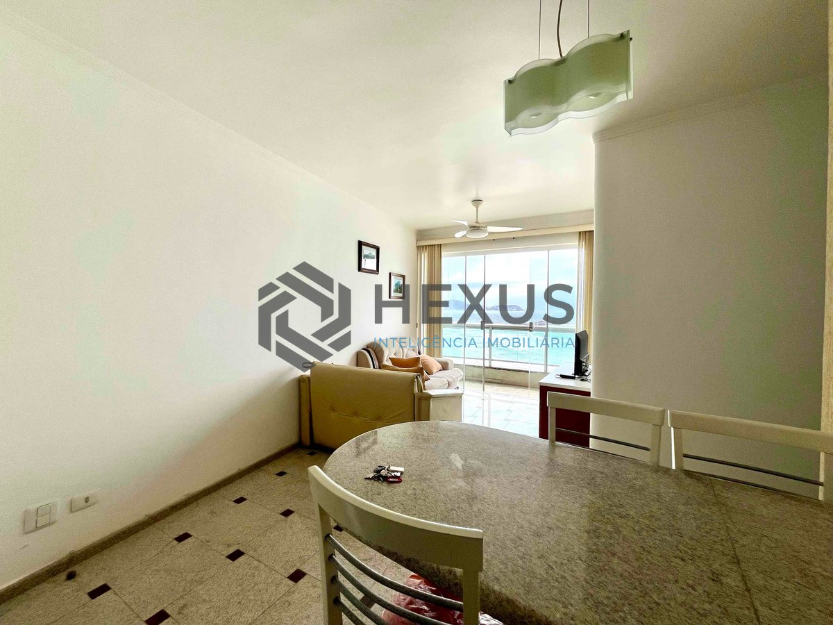 Foto 4 de Apartamento frente mar com varanda vista mar na Praia das Pitangueiras, Guaruja
