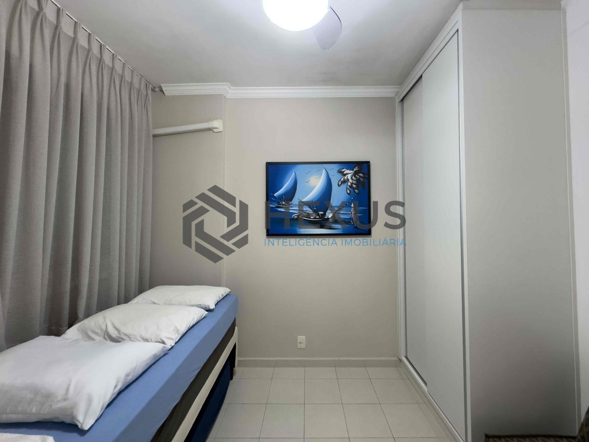 Foto 13 de Apartamento com varanda, reformado, vista mar a uma quadra da Praia das Pitangueiras, Guarujá-SP - 2 Quartos (1 Suíte), 1 Vaga | Hexus Inteligência Imobiliária