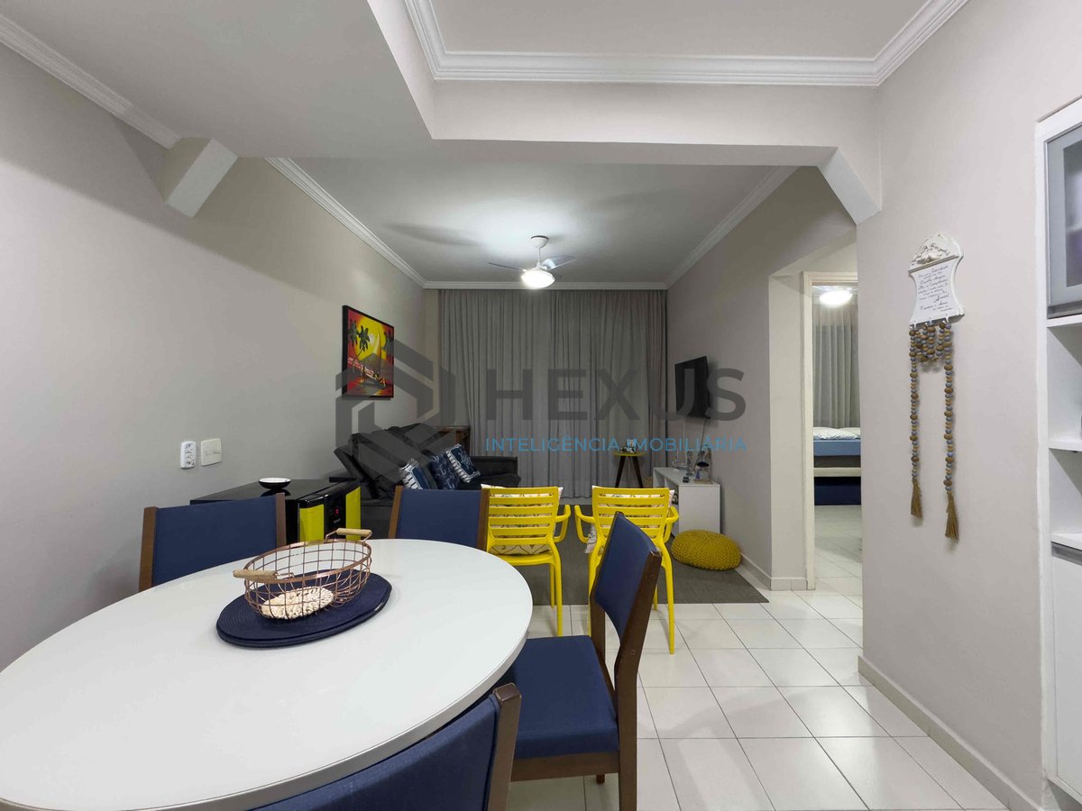 Foto 8 de Apartamento com varanda, reformado, vista mar a uma quadra da Praia das Pitangueiras, Guarujá-SP - 2 Quartos (1 Suíte), 1 Vaga | Hexus Inteligência Imobiliária