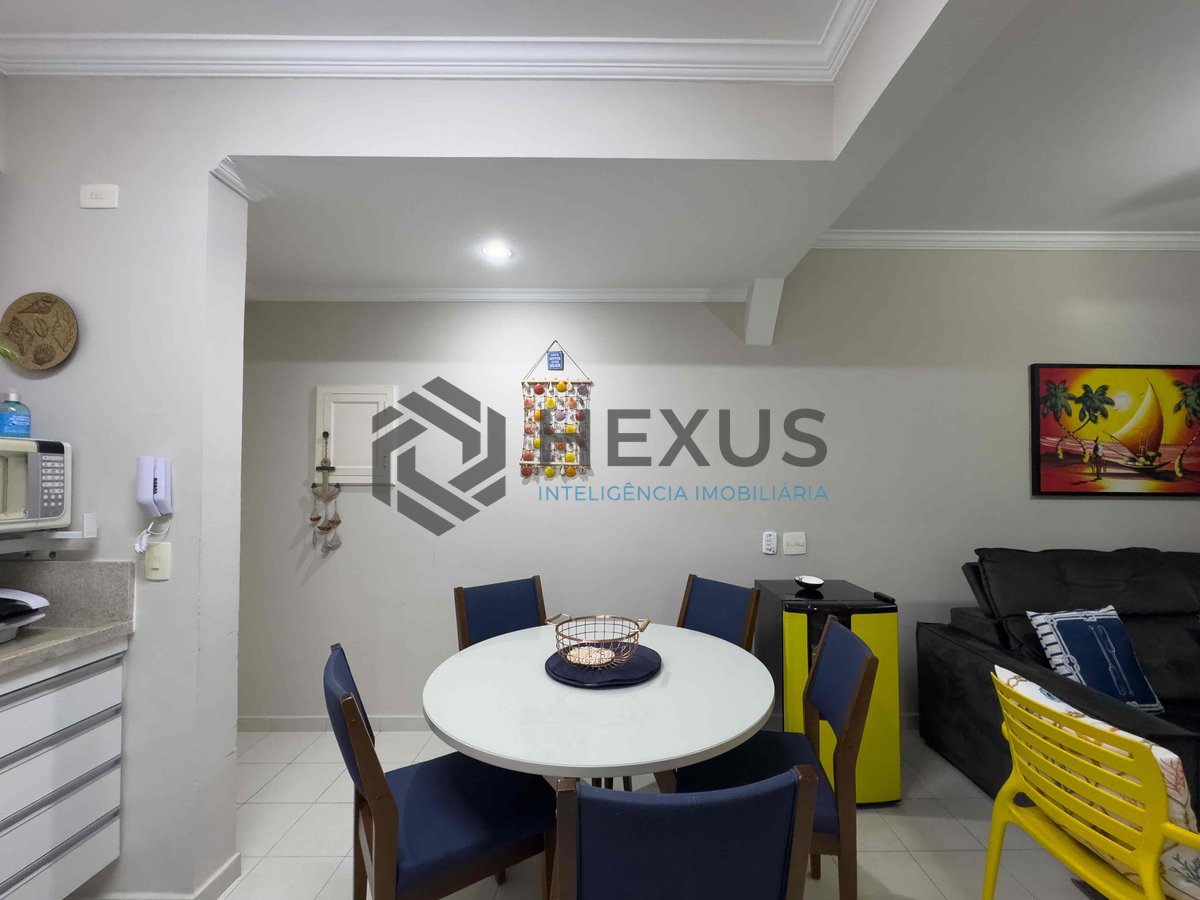Foto 9 de Apartamento com varanda, reformado, vista mar a uma quadra da Praia das Pitangueiras, Guarujá-SP - 2 Quartos (1 Suíte), 1 Vaga | Hexus Inteligência Imobiliária