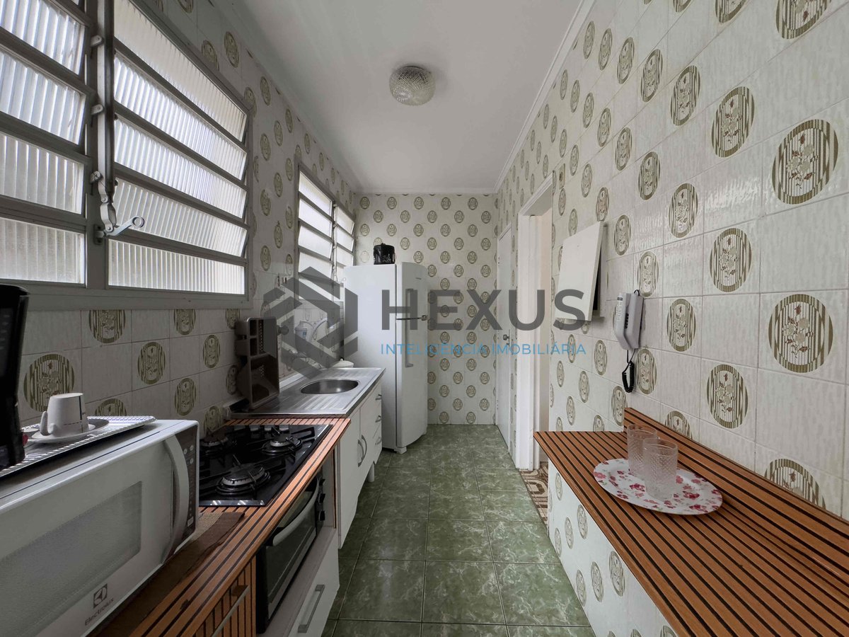 Foto 13 de Apartamento com varanda a duas quadras da Praia das Pitangueiras, Guarujá-SP - 1 Quarto, 1 Vaga | Hexus Inteligência Imobiliária