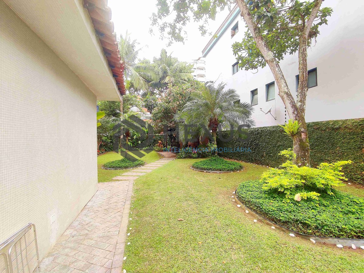 Foto 24 de Apartamento beira mar com varanda e lazer na Praia do Tombo, Guaruja | Hexus