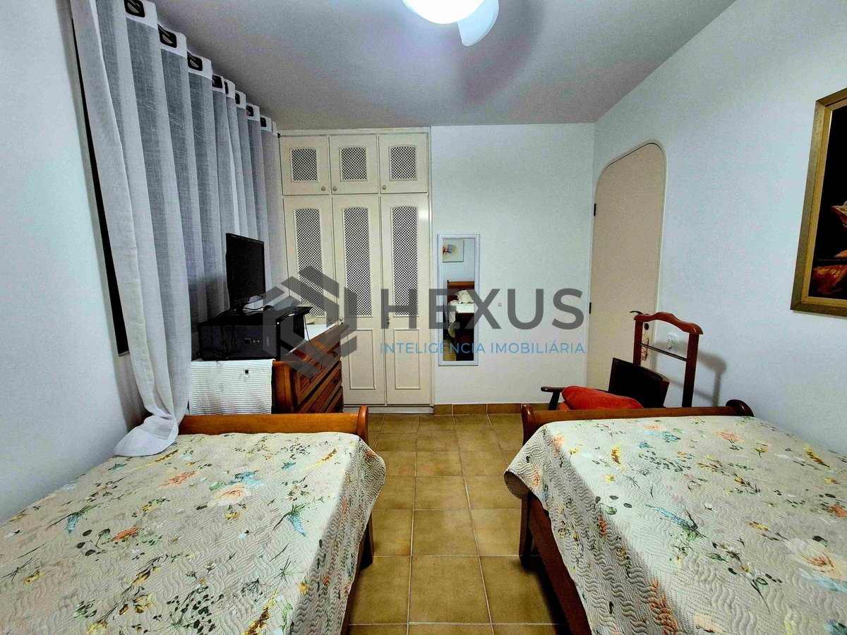 Foto 19 de Apartamento com varanda, vista mar, Praia das Pitangueiras, Guaruja | Hexus